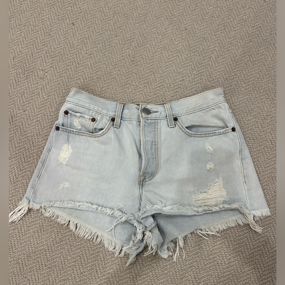 LEVIS JEAN SHORT